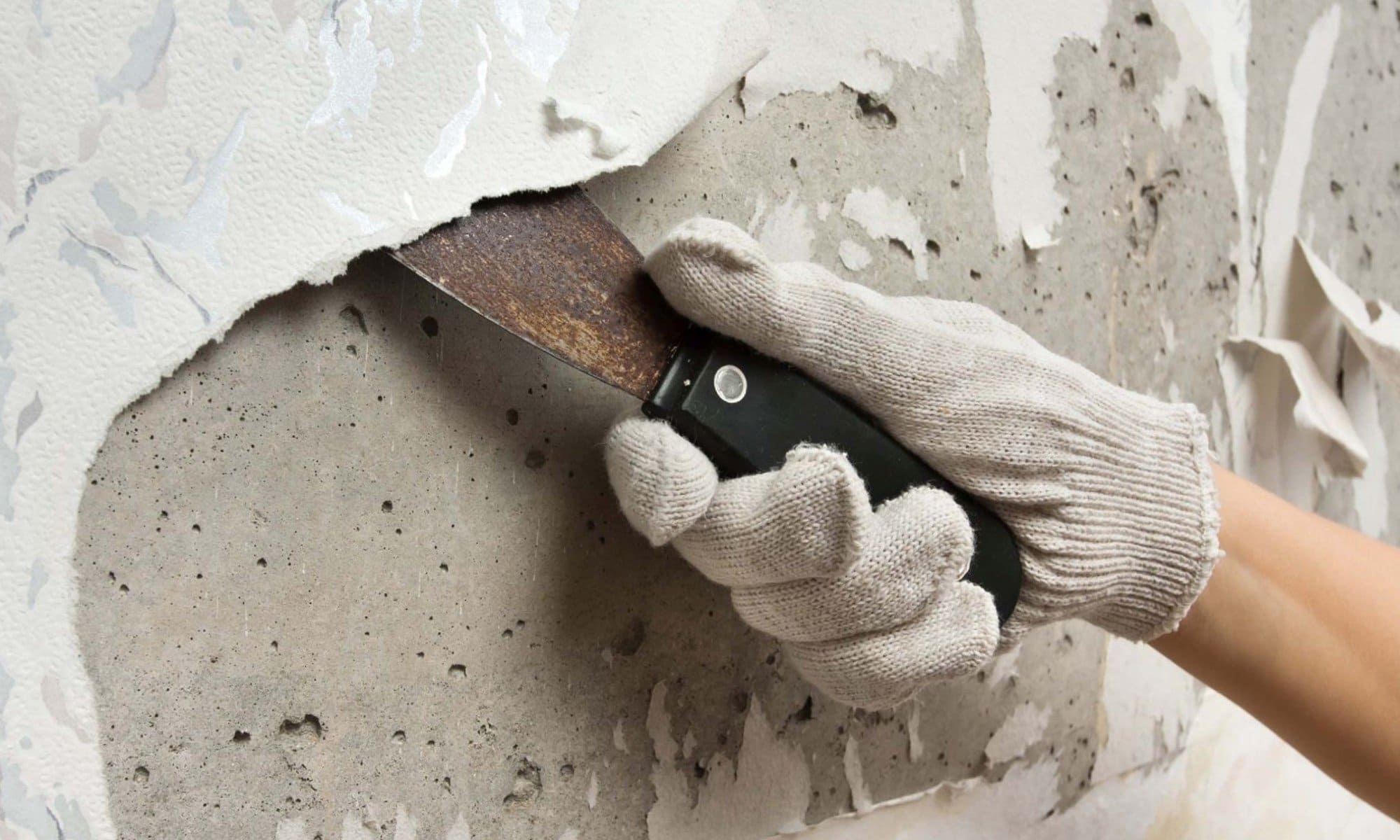 Снятие старых обоев